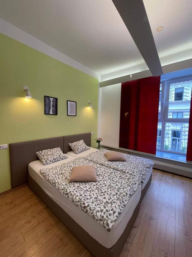Hotel Dan In'N Out Wien Exterior foto