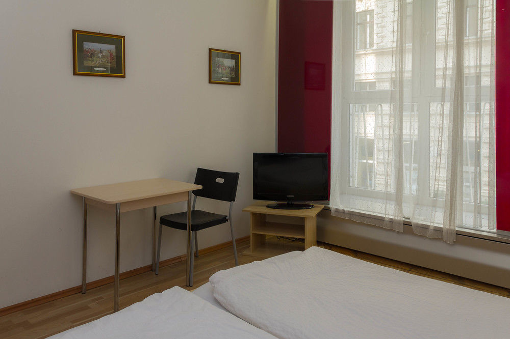 Hotel Dan In'N Out Wien Exterior foto